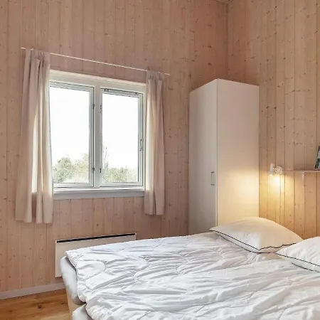 Holiday home 8 Person Holiday Home In Faaborg *
