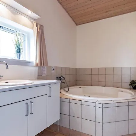 8 Person Holiday Home In Faaborg-By Traum * Faaborg