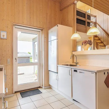 8 Person Holiday Home In Faaborg Holiday home *