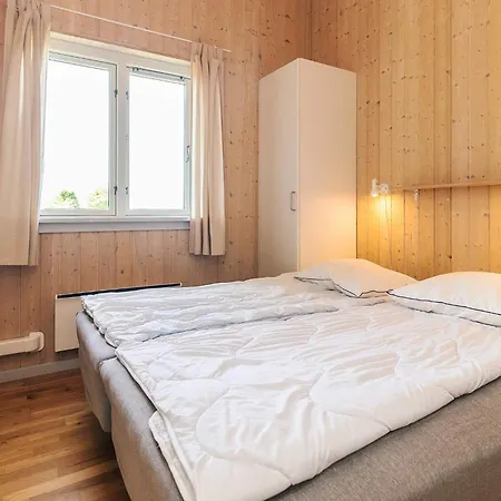 Holiday home 8 Person Holiday Home In Faaborg-By Traum